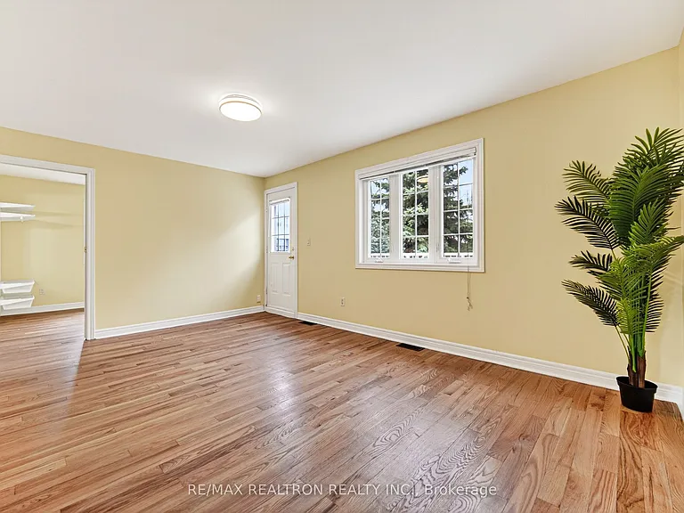 454 Donlands Ave #A3 — Photo 9