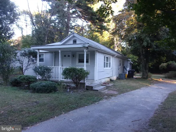 223 Cypress Ave, Lindenwold, NJ 08021