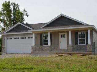 490 W Springfield Rd, Saint Clair, MO 63077