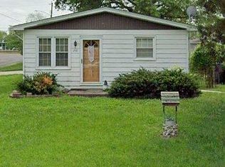 230 E Monroe St, Hecker, IL 62248