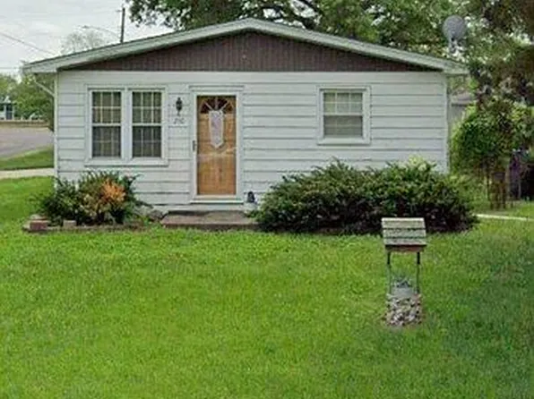 230 E Monroe St, Hecker, IL 62248