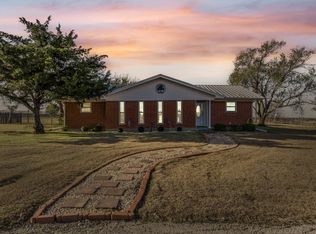 891 Hcr 2124 Loop, Whitney, TX 76692