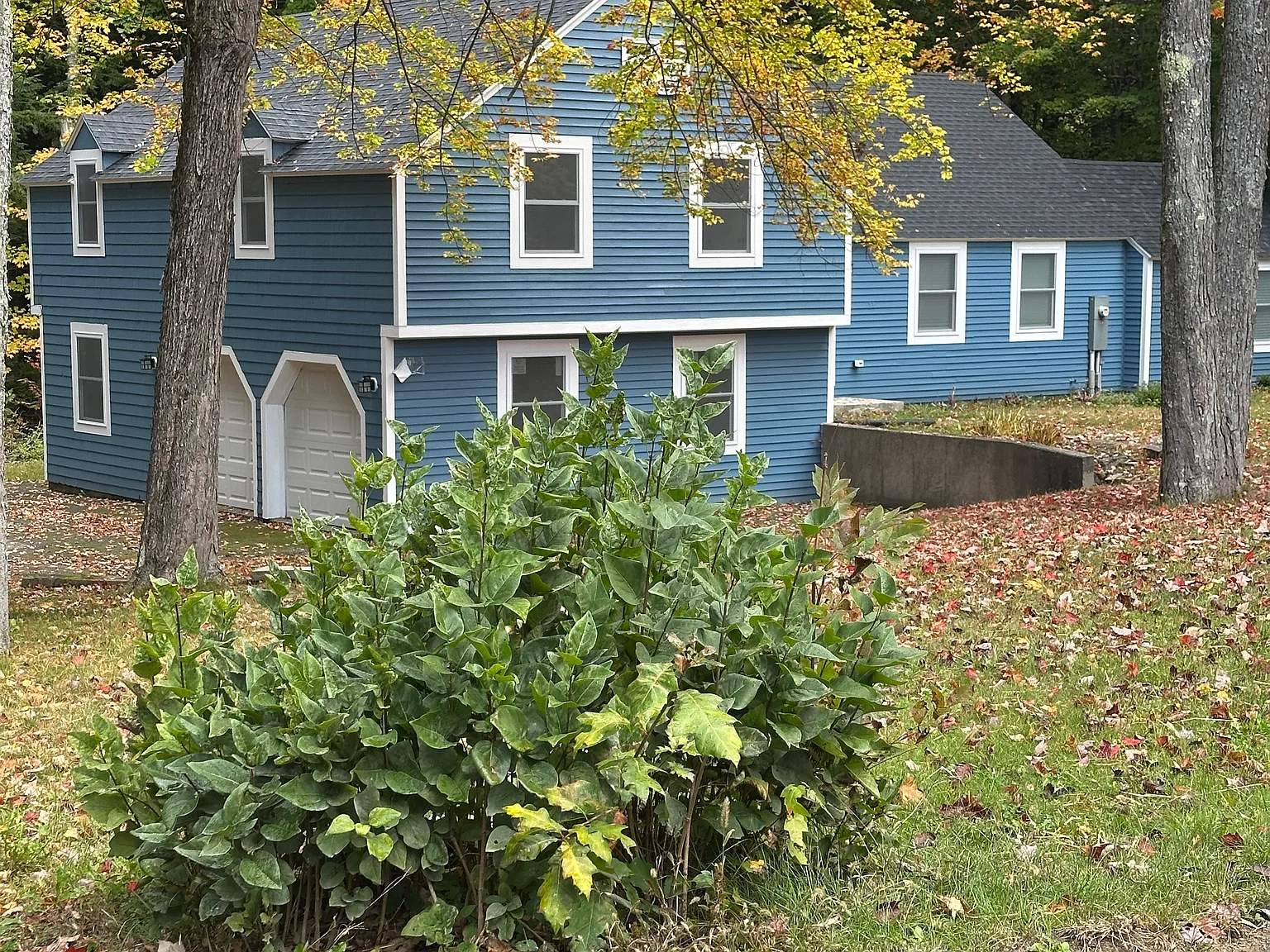 4 bed, 3414 sqft, $4,000 — Photo 2