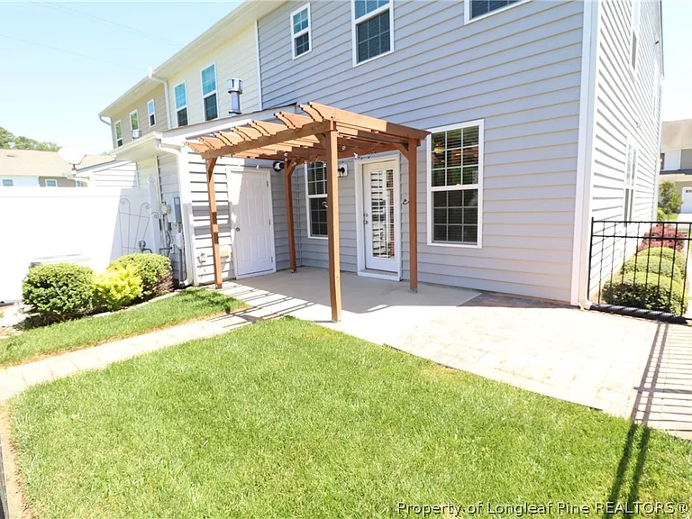 408 Starkey St — Photo 44