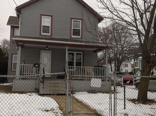 1910 63rd St, Kenosha, WI 53143