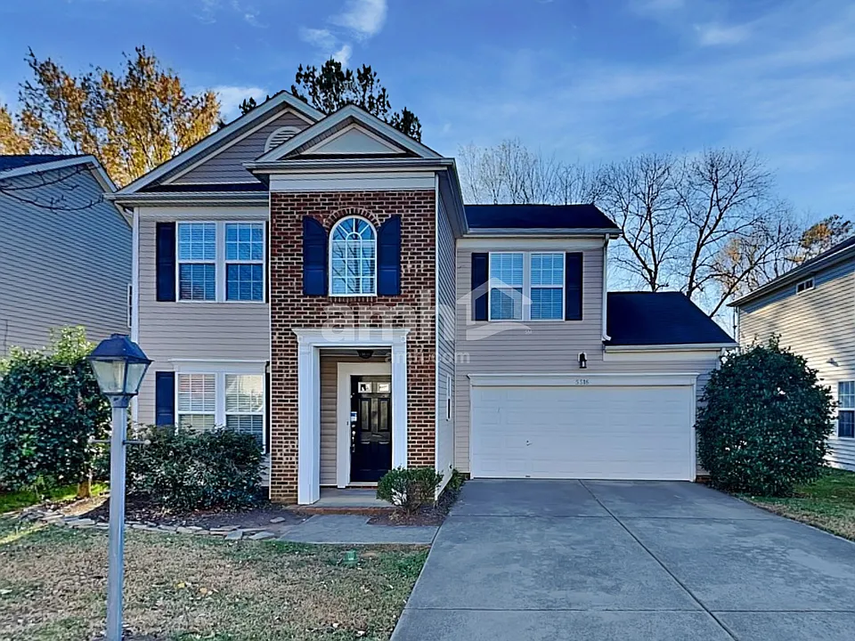 5516 Waverly Lynn Ln