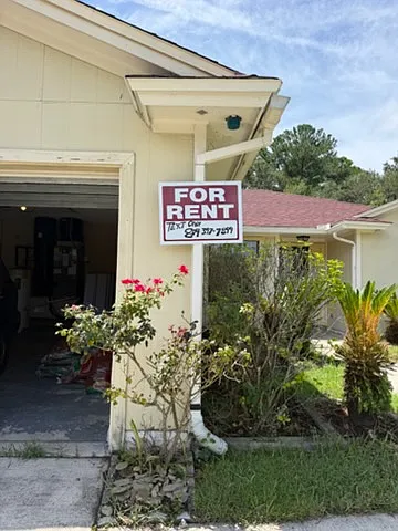 3 bed, 1425 sqft, $2,295 — Photo 2