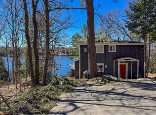 1066 Apiary Rd, Muskoka Lakes, ON P0B 1J0