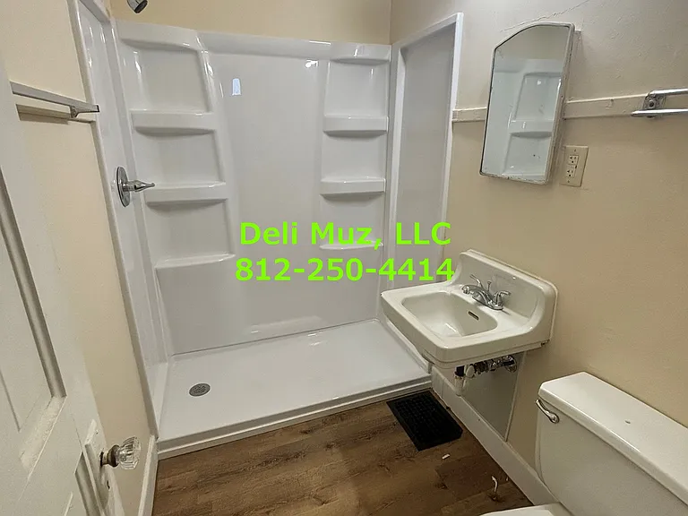 305 Washington Ave #4 — Photo 13