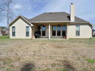 8199 Myrtlewood Dr, Greenwood, LA 71033