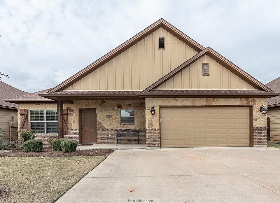 1st image of 414 Hayes Ln