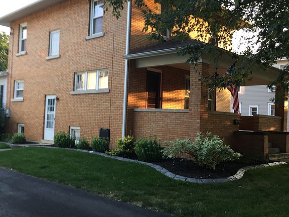 3rd image of 616 E 3rd St #10