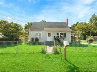214 Root Ave, Central Islip, NY 11722