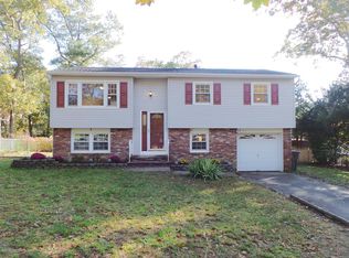 1130 Brett Pl, Toms River, NJ 08753