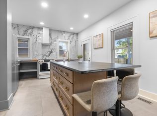 512 College Ave #1, Rockford, IL 61104