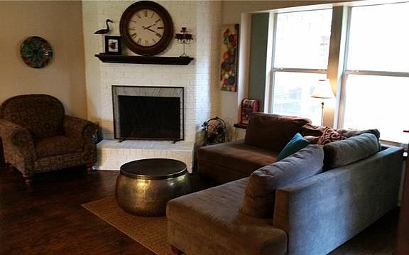 5th image of 1526 Melody Ln