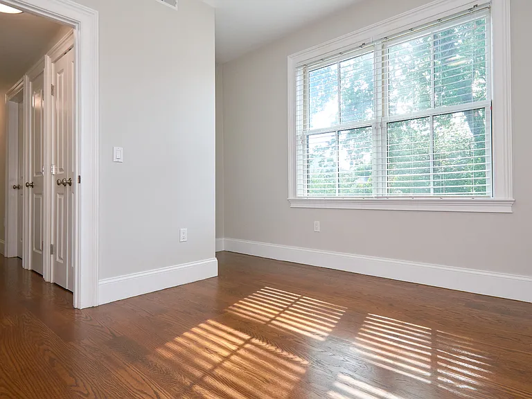 181 Putnam Ave — Photo 17