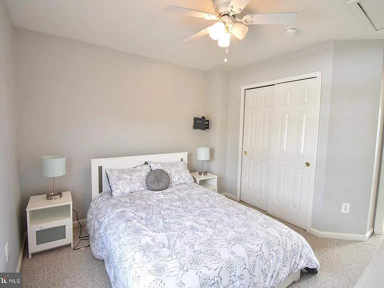 29670 Old Creek Ln — Photo 24