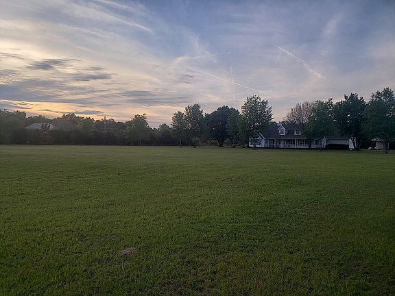3rd image of 10333 Flintlock Dr