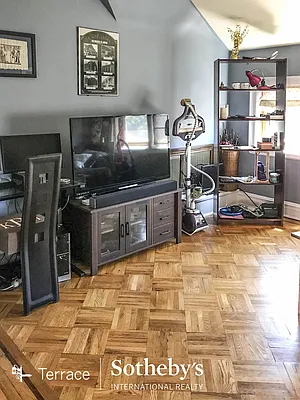 Rented by Terrace Sotheby's International Realty | media 12