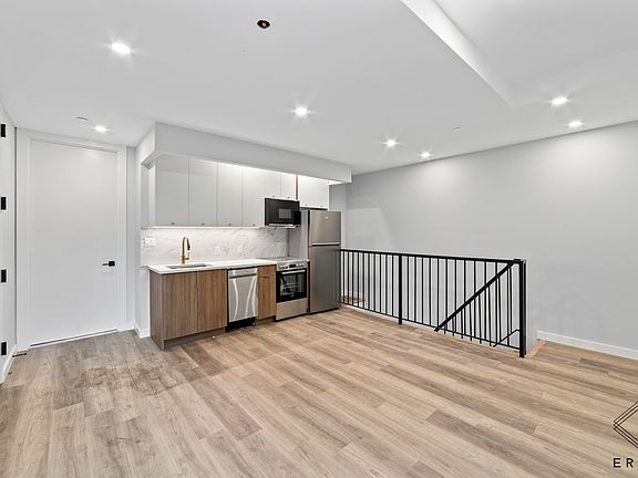 3rd image of 2913 Snyder Ave APT 1A