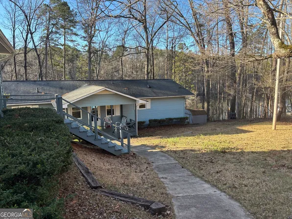 704 Lakeside Trl, Martin, GA 30557