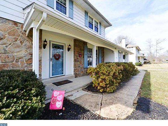 2nd image of 2602 Landon Dr
