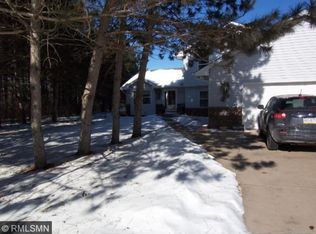 25122 Elk Trl, Wyoming, MN 55092