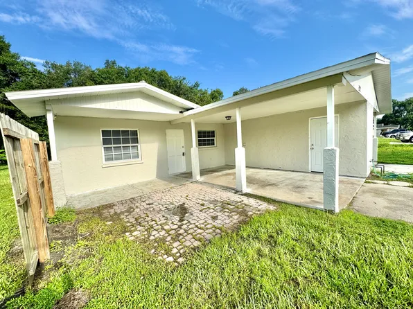 922 Hagle Park Rd, Bradenton, FL 34212