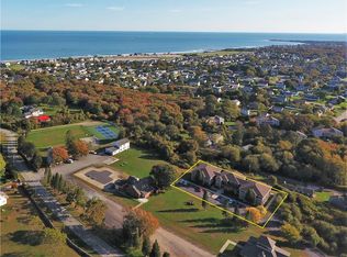 190 Clarke Rd APT 205, Narragansett, RI 02882