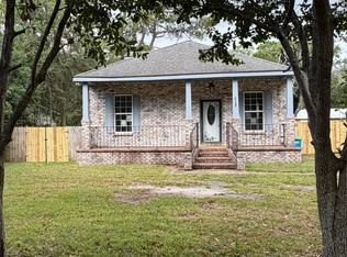 3006 Meteor St, Pascagoula, MS 39581