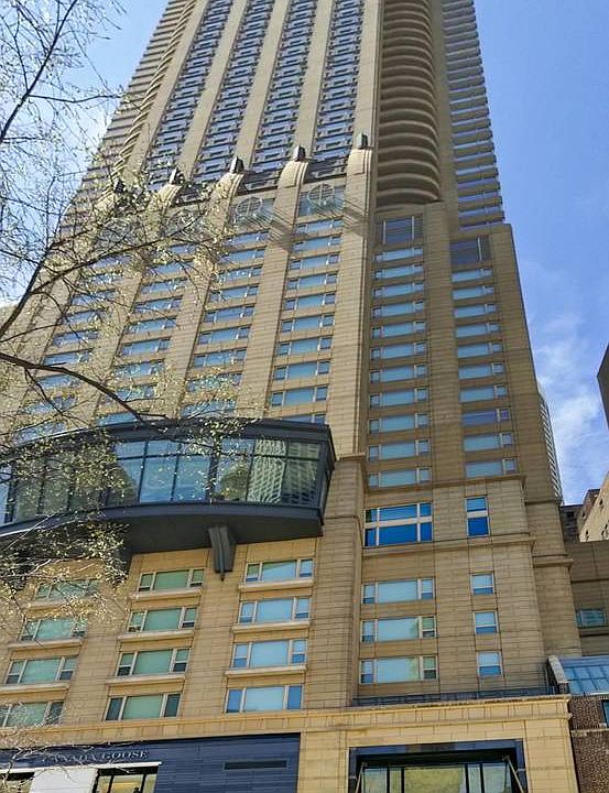 1st image of 800 N Michigan Ave APT 3403