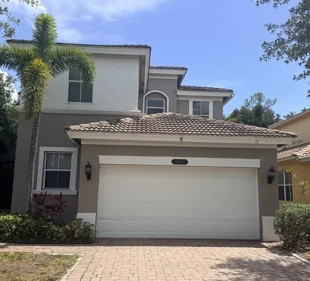 10257 Silver Palm Dr — Photo 1