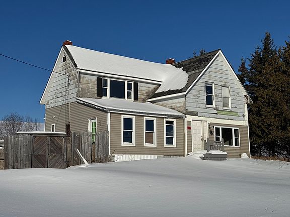 3rd image of 307 Limestone Road