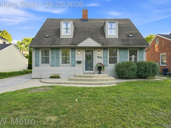 1526 W Houstonia Ave, Royal Oak, MI 48073