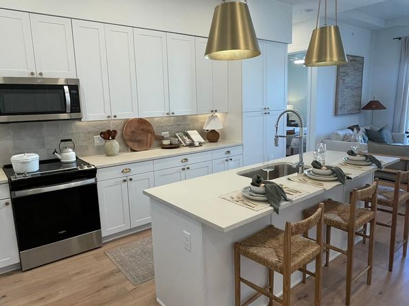 (undisclosed Address)