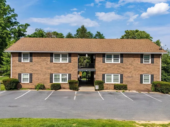 65 Woodlee Rd, Staunton, VA 24401