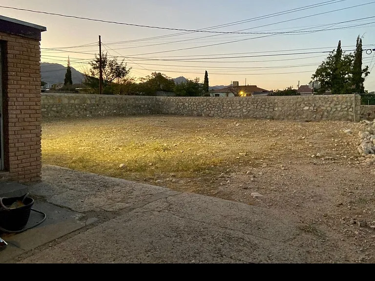 4031 Mobile Ave — Photo 4