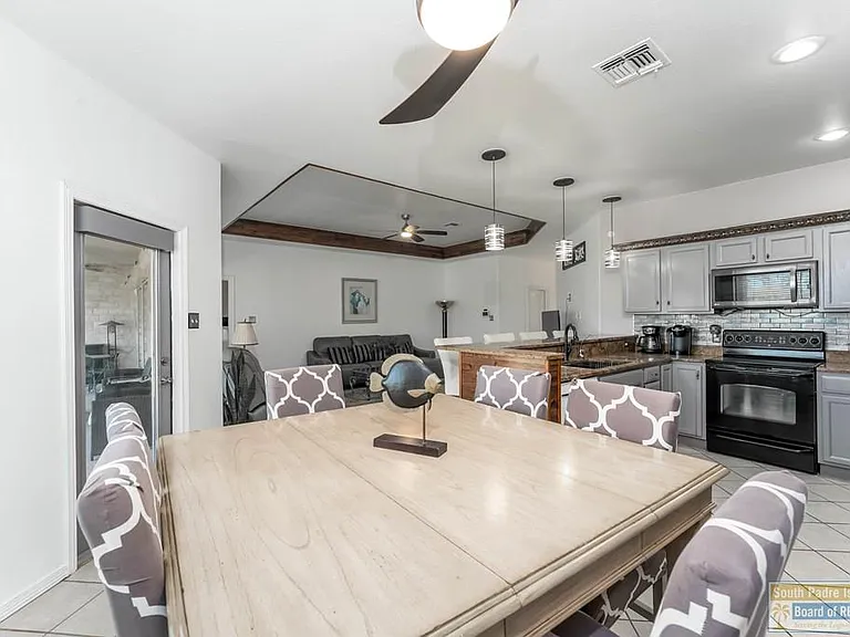 1 Torrey Pines Rd — Photo 11