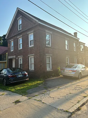 78 Fox St #2RR Photo 1