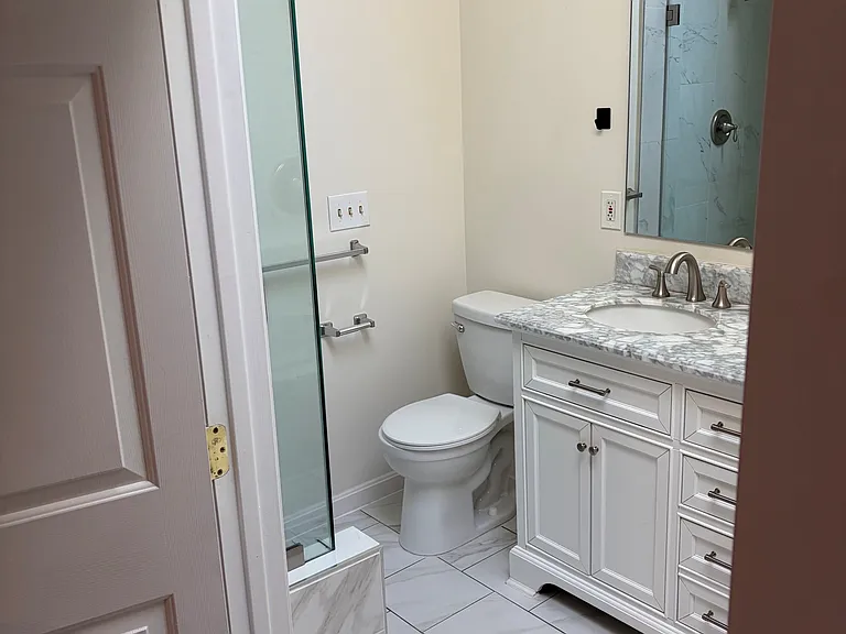 2032 Madrillon Springs Ct — Photo 13