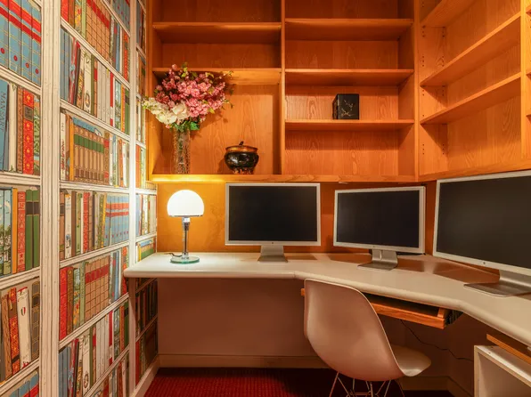 775 Park Avenue image 29 of 30