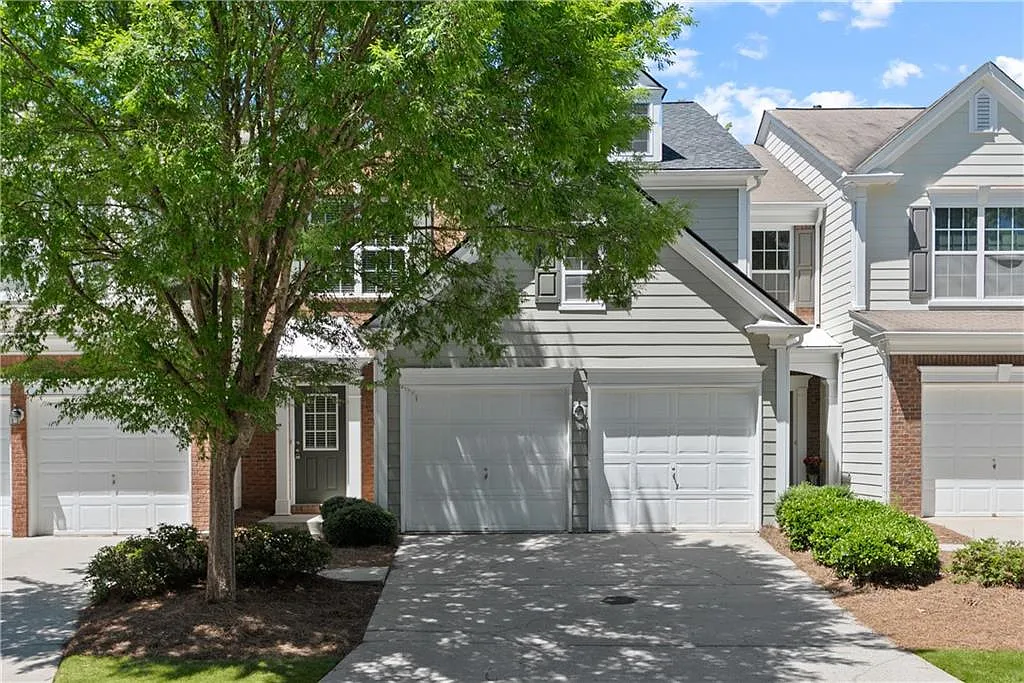 3 bed, 2.5 bath, 1750 sqft, $2,800 — Photo 1