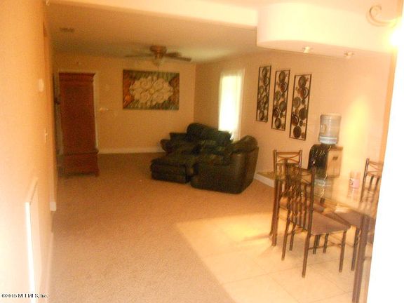 5th image of 147 Franklin Ave