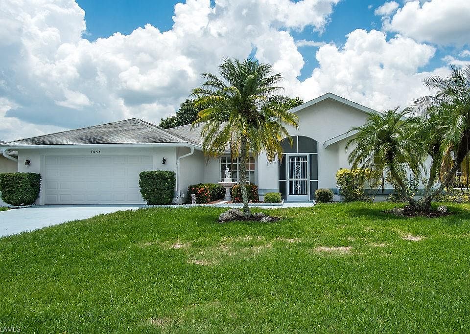 1st image of 9855 Country Oaks Dr