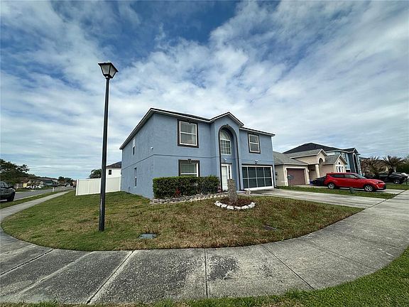 2nd image of 102 WHEATFIELD CIRCLE