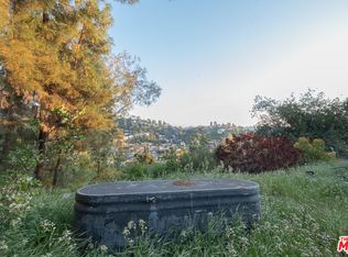 3500 E Loma Lada Dr, Los Angeles, CA