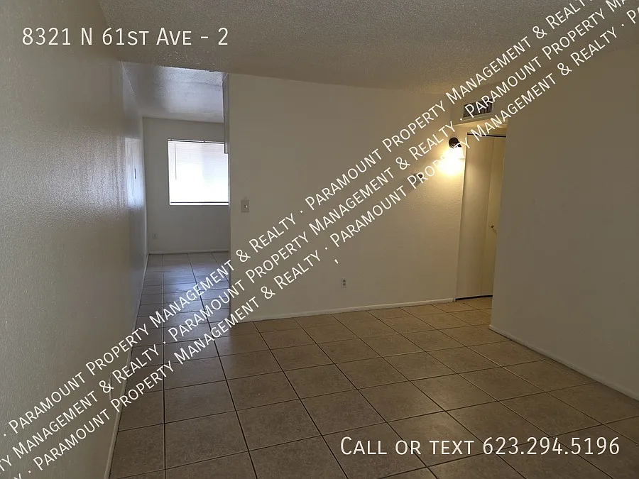 **Move in Special 2 Bed/1 Bath ready for immediate move in — Photo 2