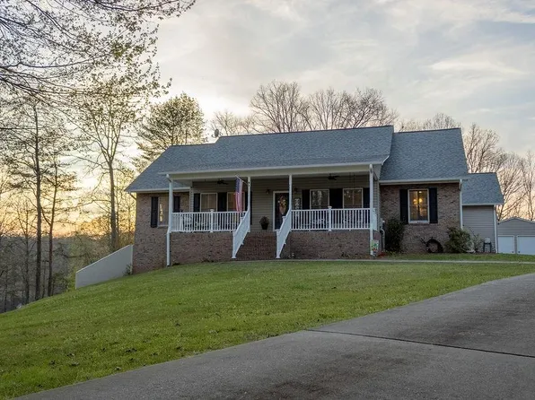 141 Chambers Mtn, Mineral Bluff, GA 30559