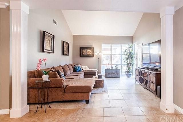 1st image of 501 Chandler W